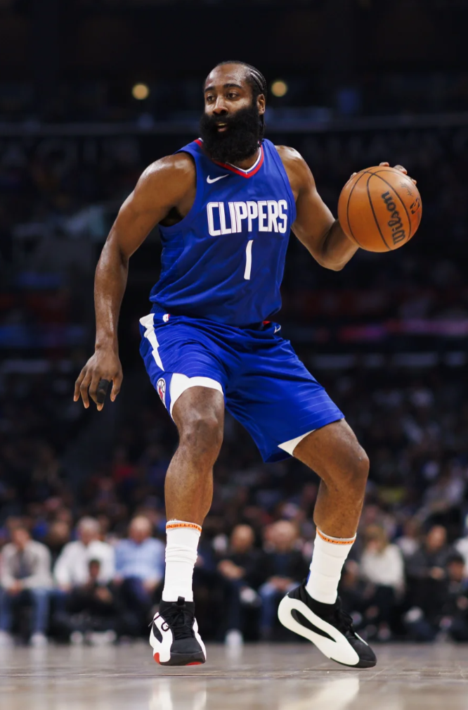 快讯:独行侠再战快船,再获胜利 快讯:独行侠再战快船,再获胜利