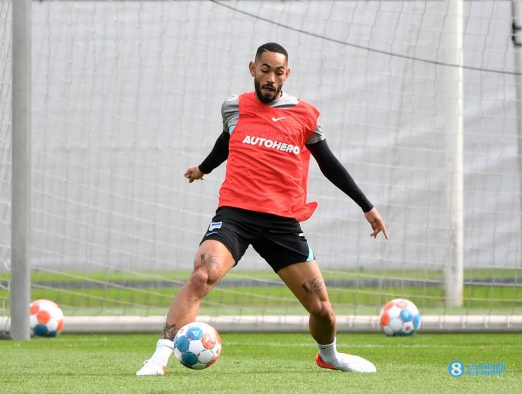 雷火电竞app-柏林赫塔前锋大放异彩，助球队赢得关键胜利的简单介绍