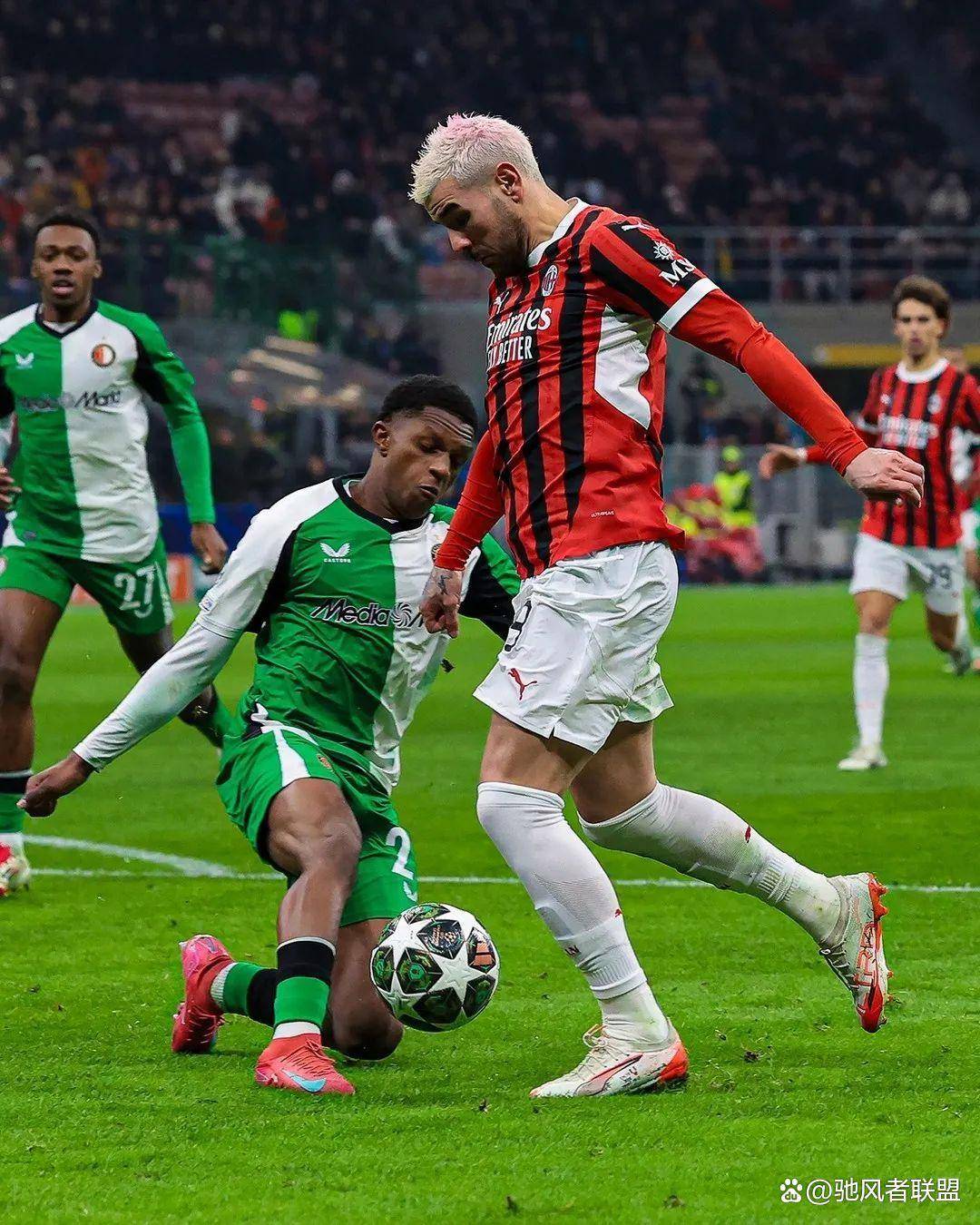 瓦伦西亚击败对手,AC米兰双杀 瓦伦西亚击败对手,AC米兰双杀