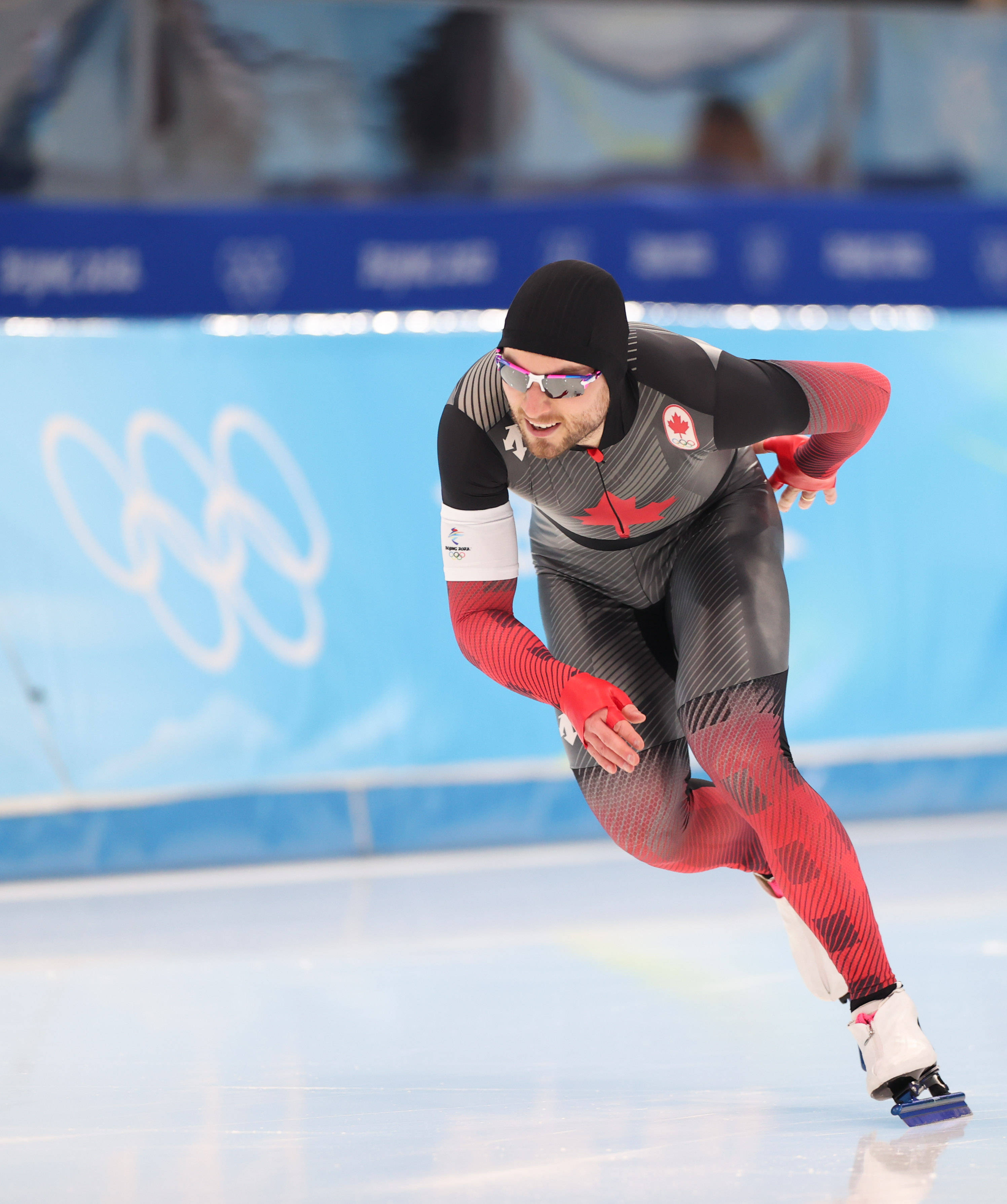 荷兰运动员勇夺短道速滑冠军 荷兰运动员勇夺短道速滑冠军