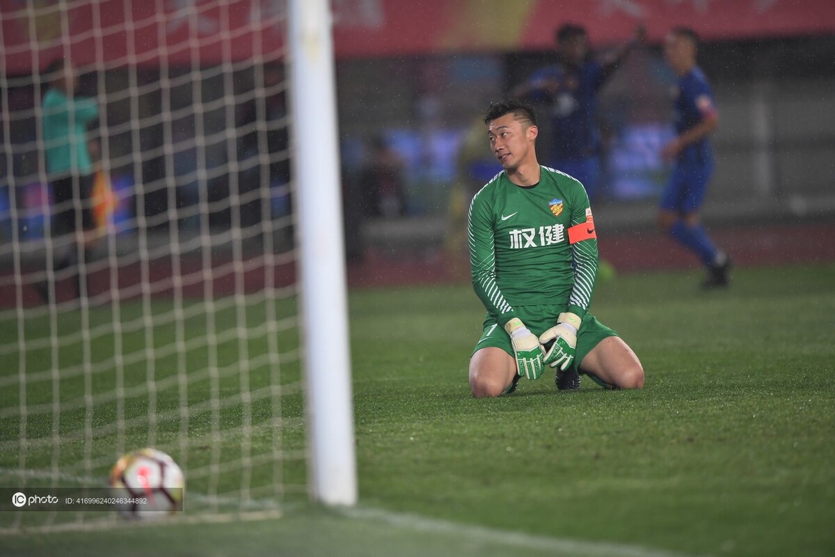 苏宁客场不敌权健,连败低迷的简单介绍 苏宁客场不敌权健,连败低迷的简单介绍