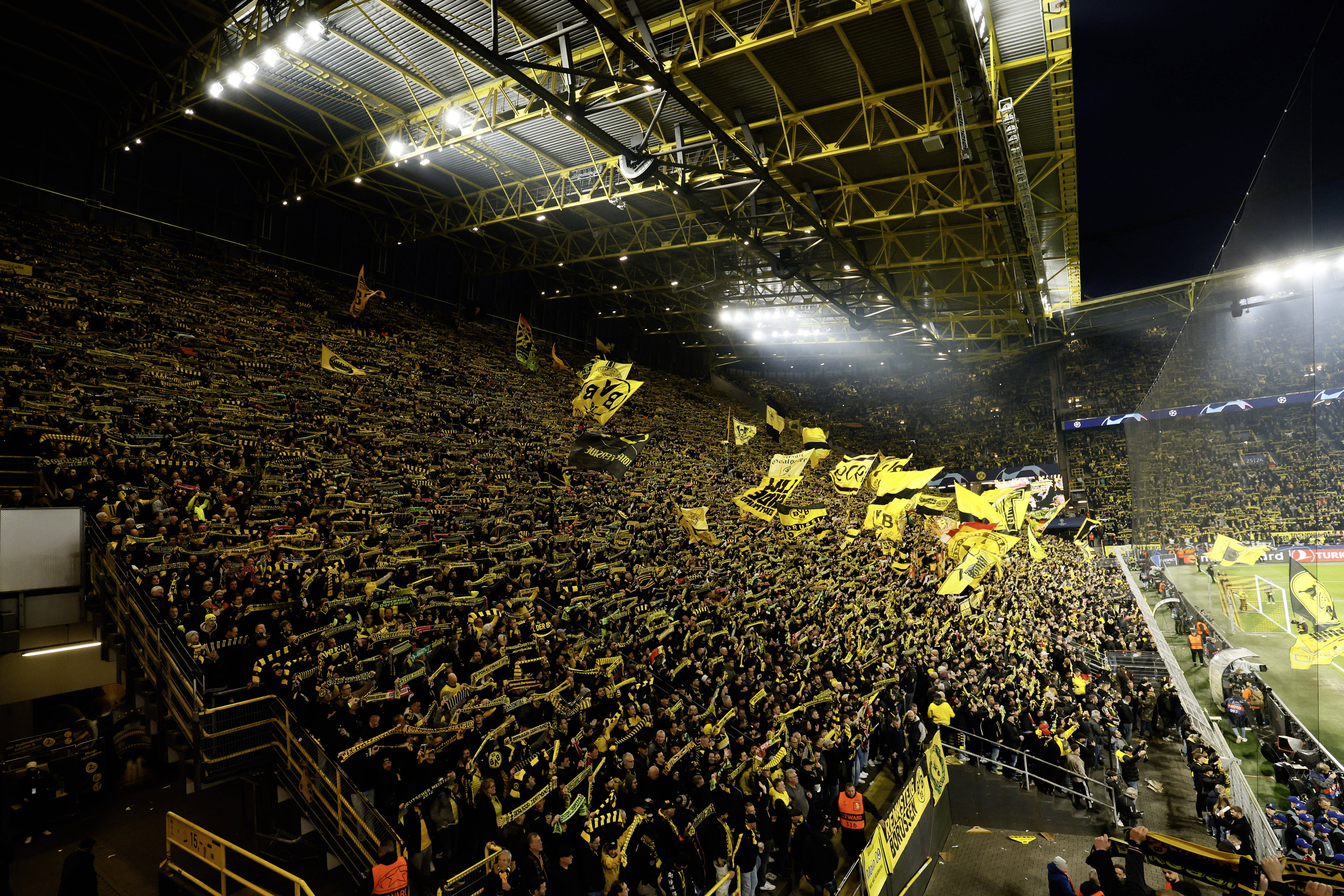 雷火电竞入驻-多特蒙德队的胜利引领了德国足球的简单介绍