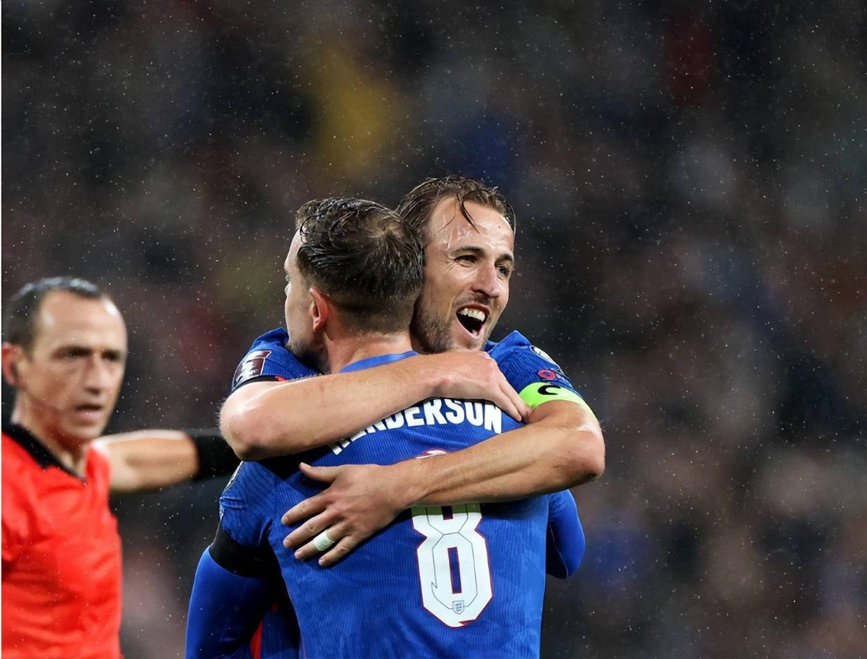 雷火电竞网站-阿尔巴尼亚队三球横扫，锁定欧预赛半决赛的简单介绍