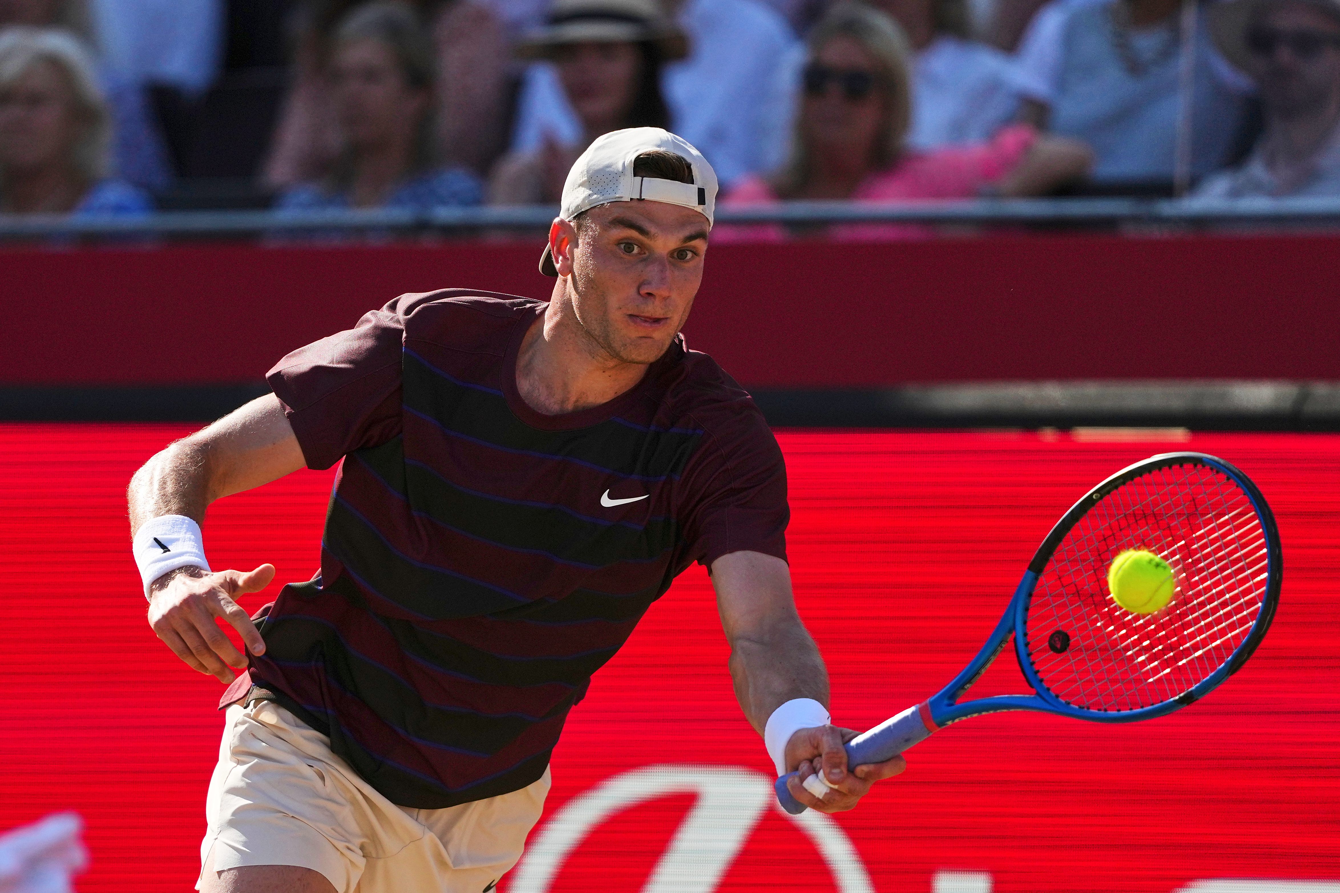 一场经典之战！网球点燃球迷热情