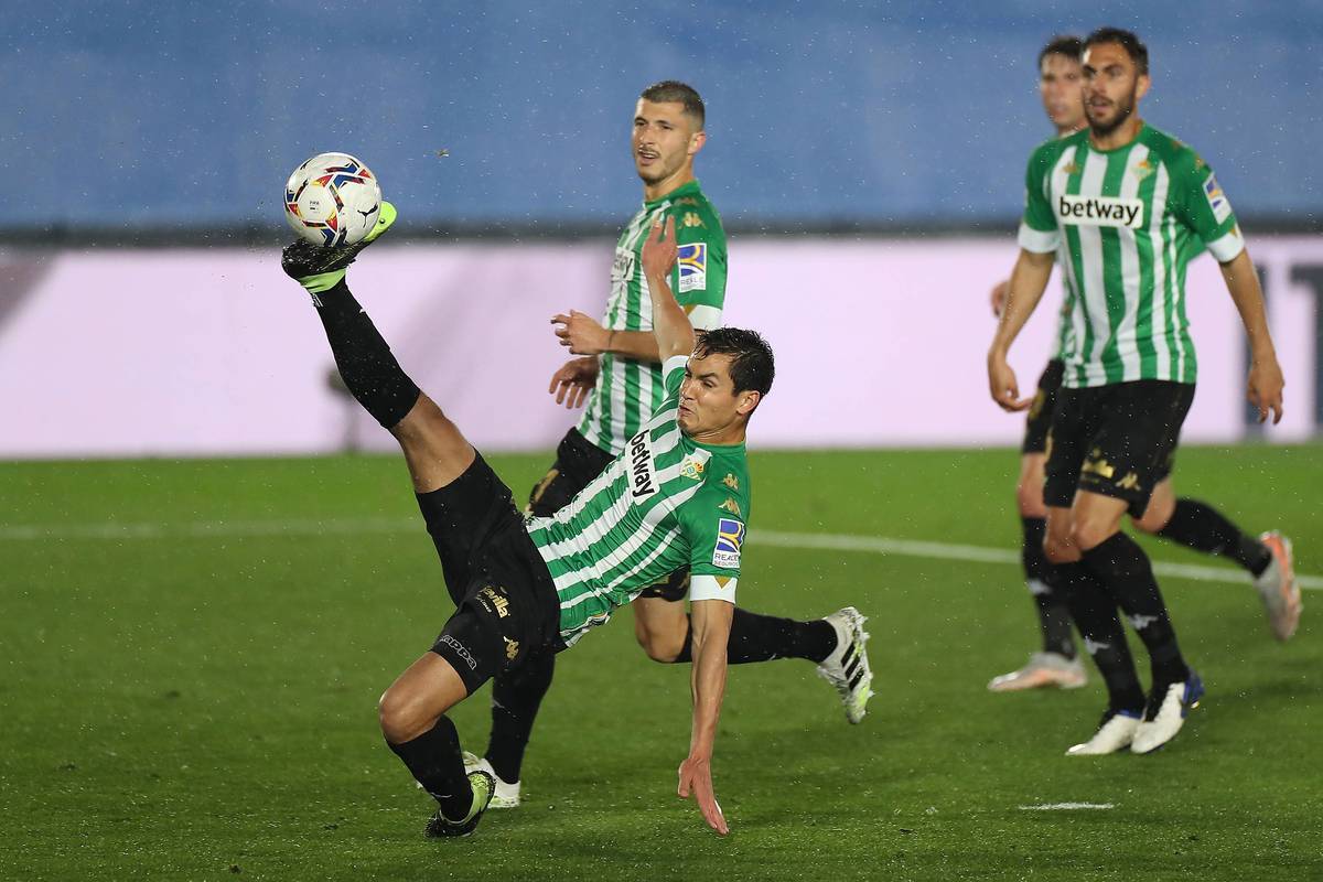 雷火电竞官网-萨索洛主场不敌亚特兰大，遭遇重要失败