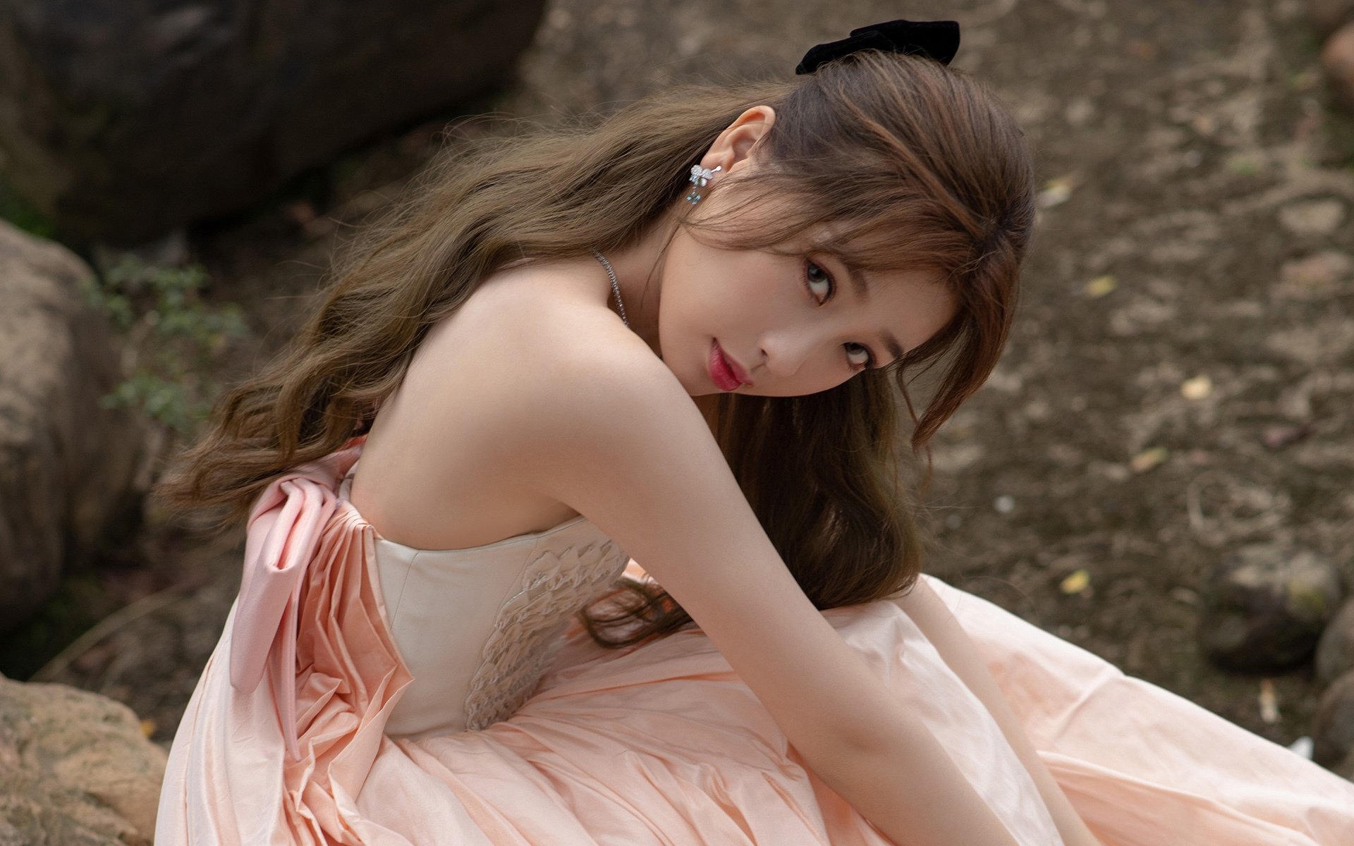 乾坤挪移！法比尼奥客串中卫导演逆转，挪威力克莱比锡的战术奇招