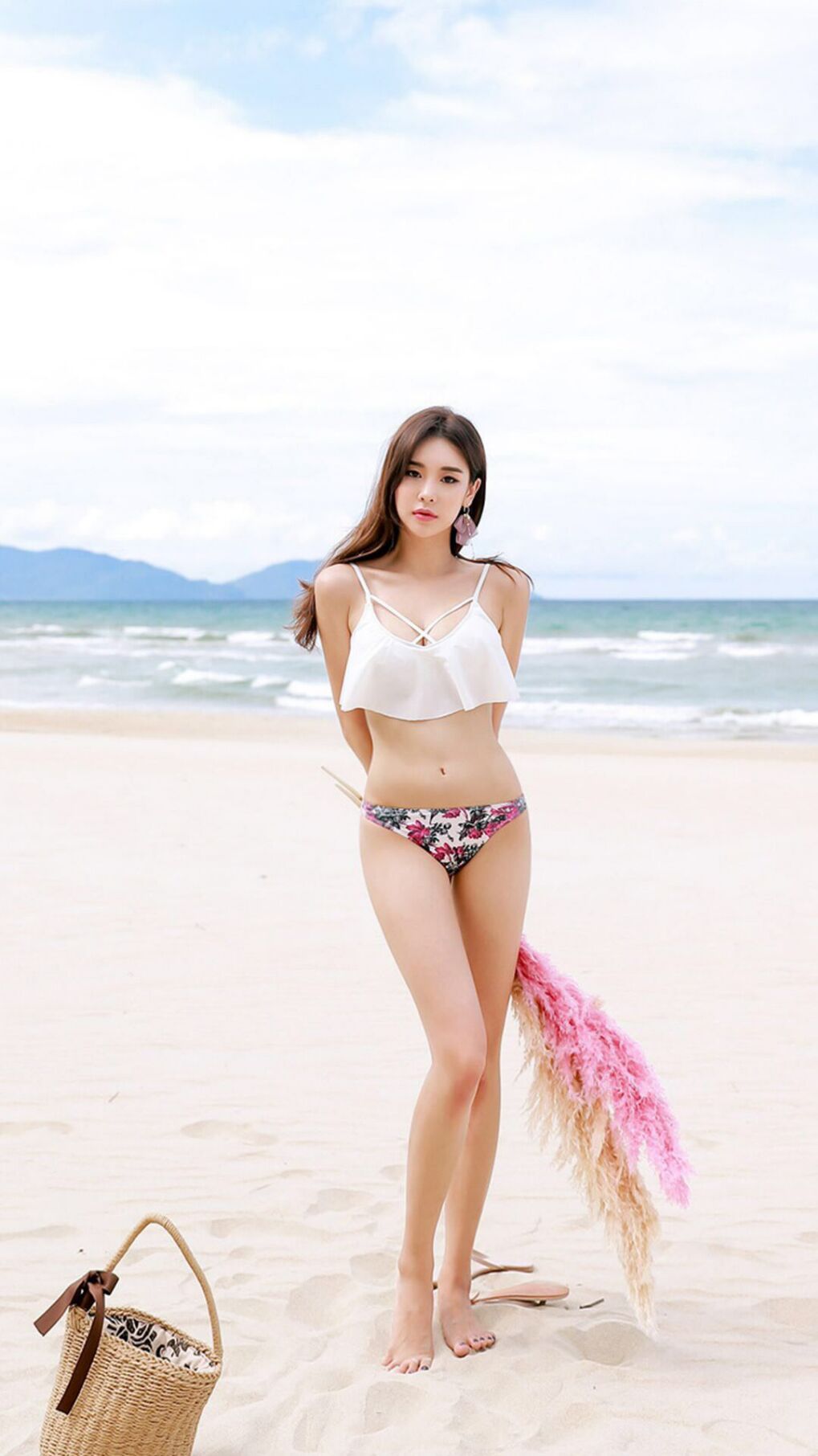 当天空蓝浸染天蓝，足球世界的解构与重生