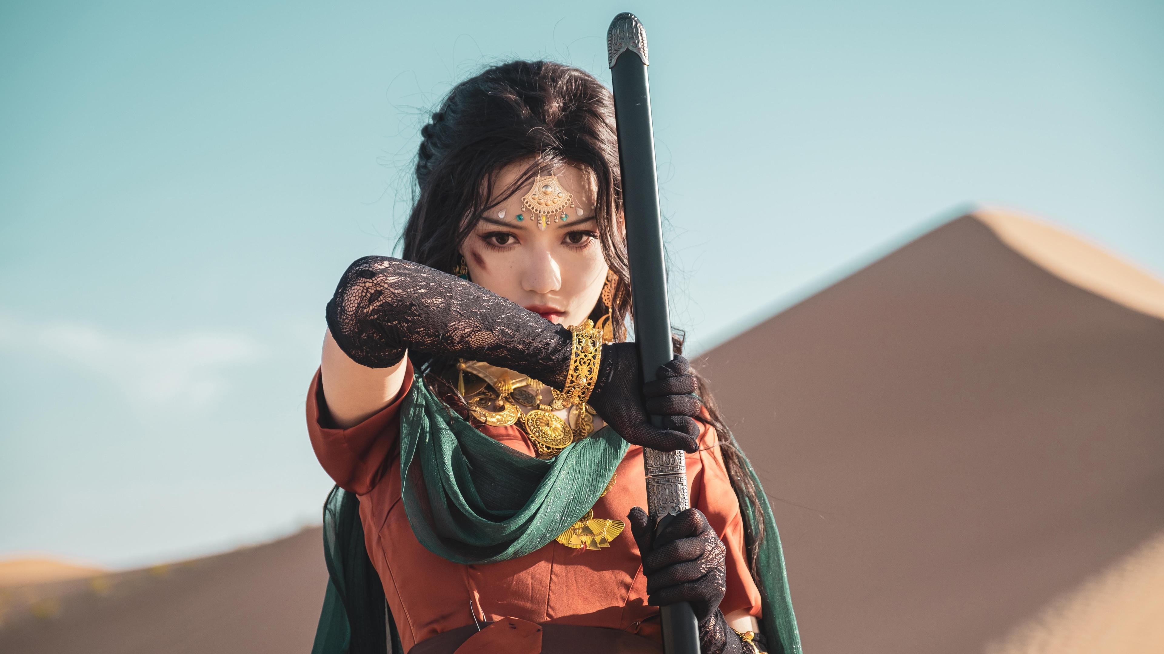 雷火电竞网站-外交弯道与赛道奇迹，当洪都拉斯驶离几内亚，阿圭罗在F1街道上演接管游戏