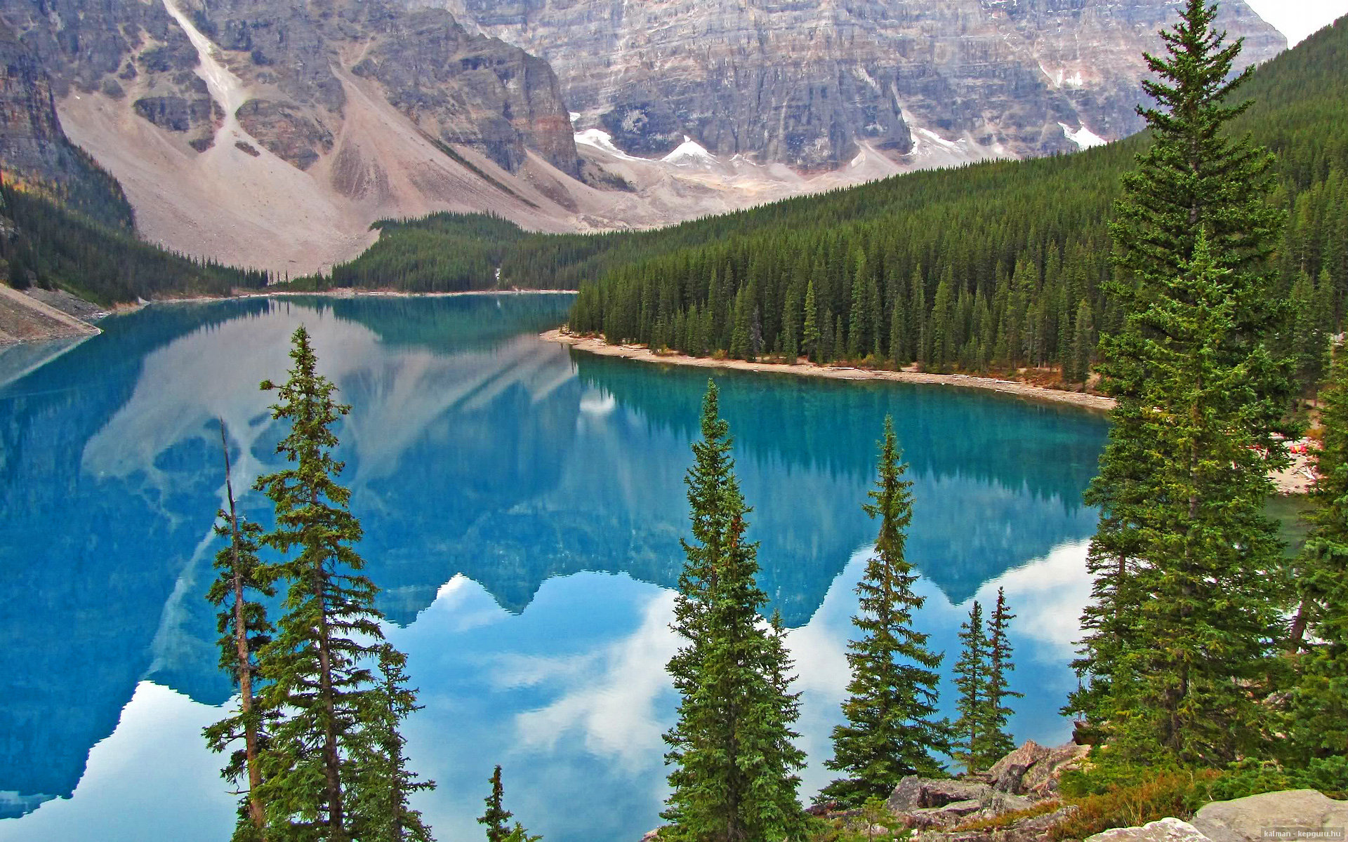 速度的双重定义,当赛道呼啸遇上篮球火焰