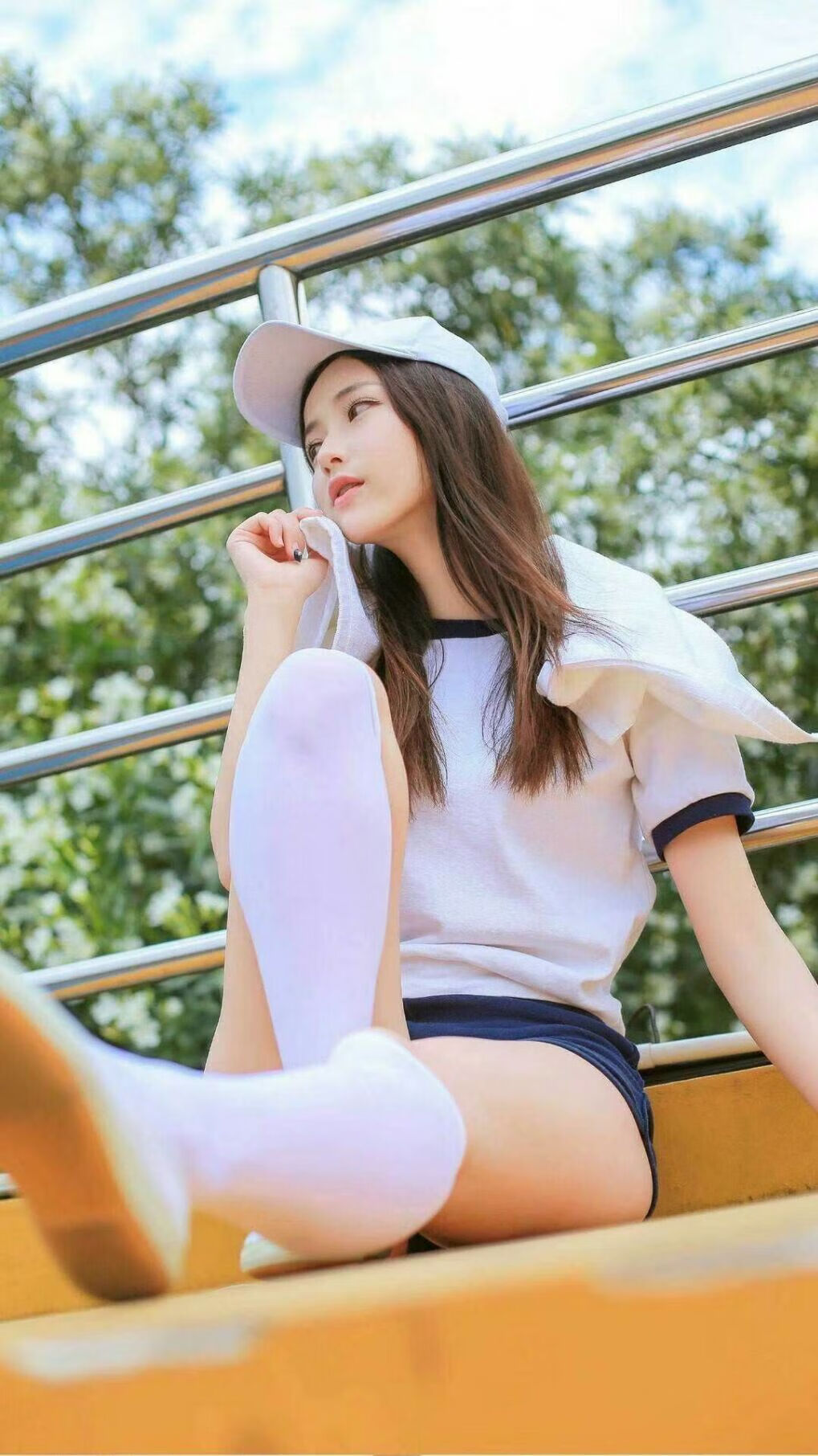 稳定如诗，火力如潮—从绿茵到冰面的输出哲学