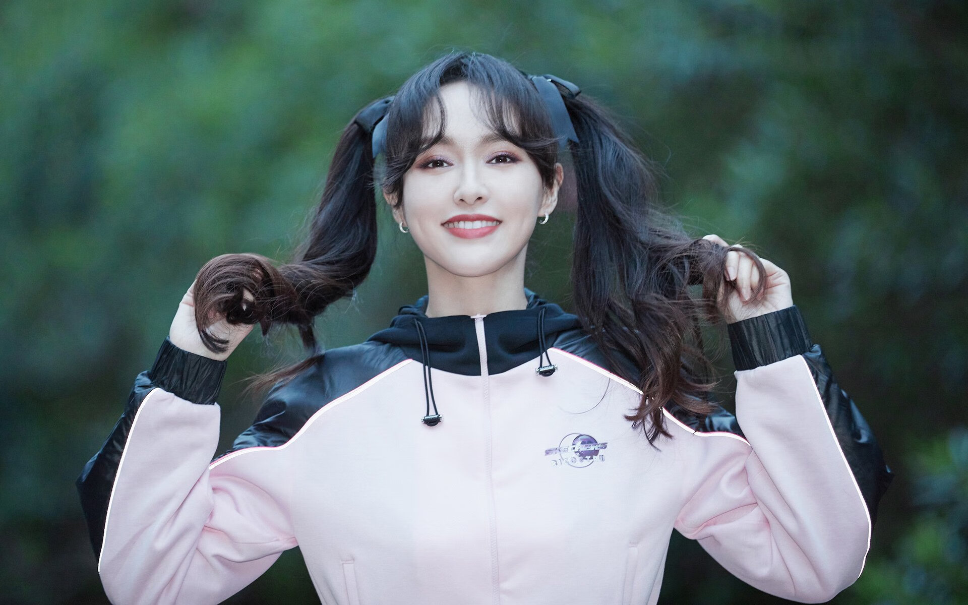 雷火电竞入驻-当战术棋盘遇上北欧飓风，葡萄牙对阵几内亚友谊赛，如何映照出哈兰德的冠军级演出？